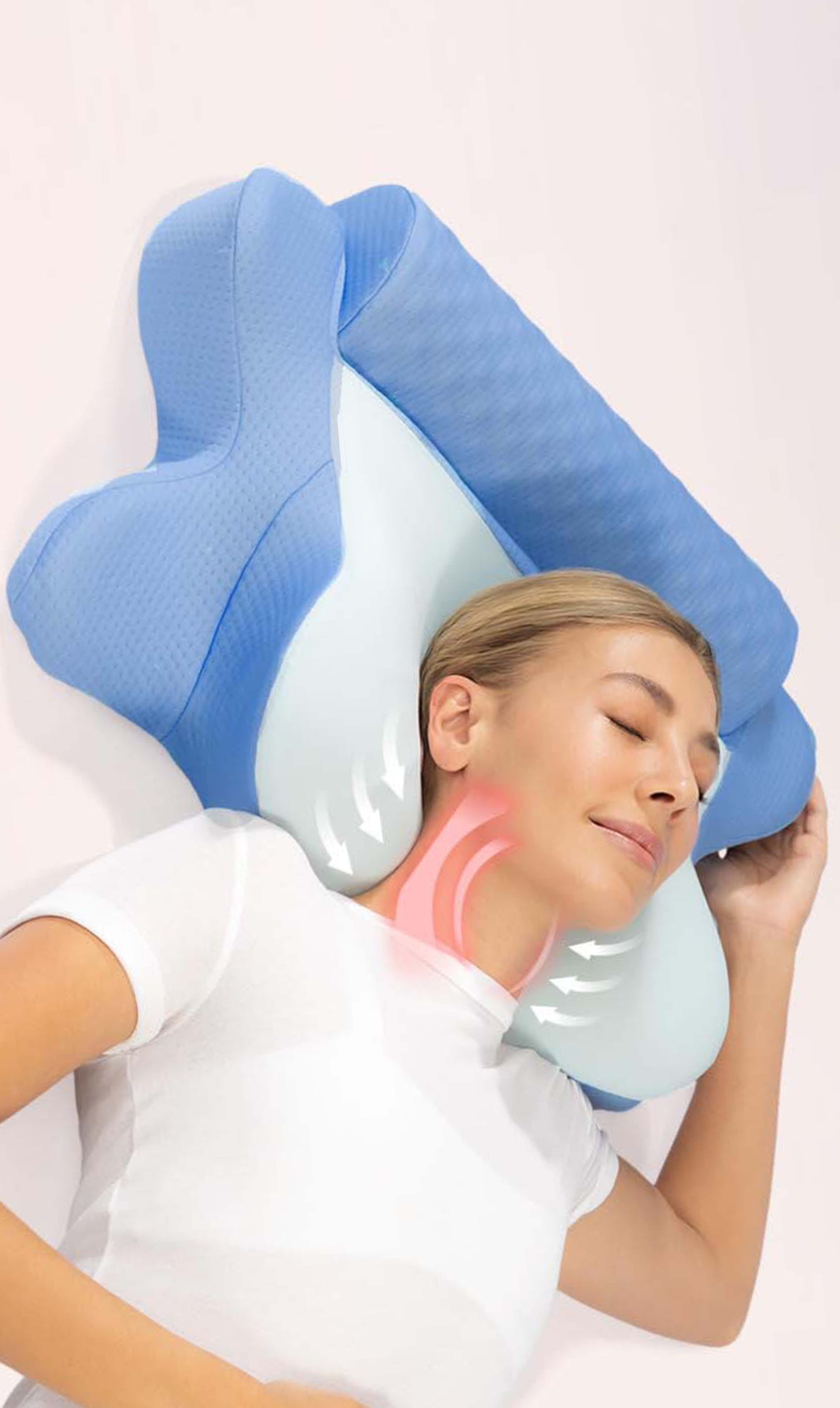Woman resting on a comfortable Melara Max neck support pillow